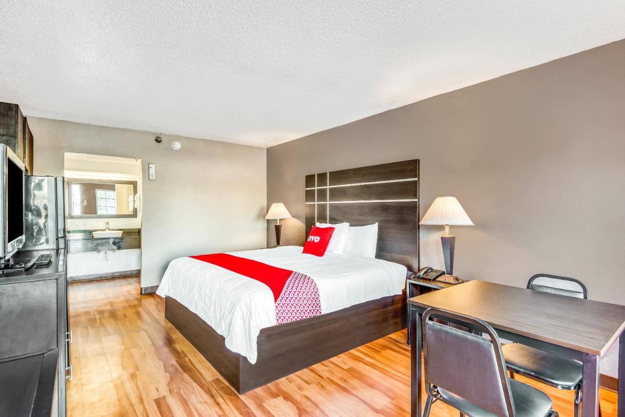 Oyo Hotel Jackson Fairgrounds I-55 Bagian luar foto