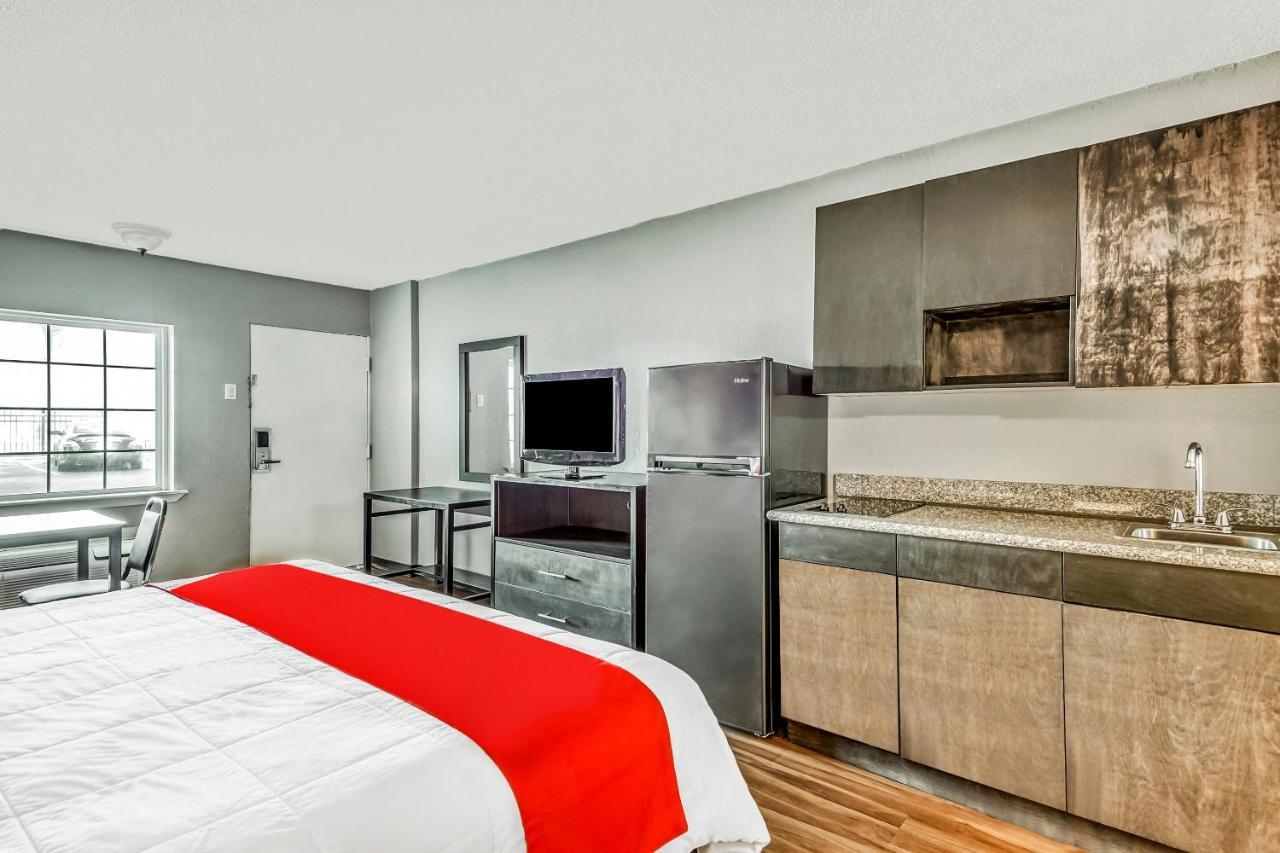 Oyo Hotel Jackson Fairgrounds I-55 Bagian luar foto