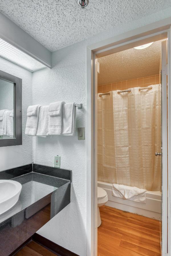 Oyo Hotel Jackson Fairgrounds I-55 Bagian luar foto